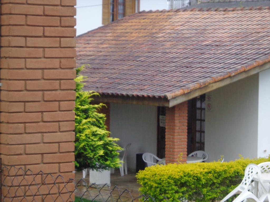 Pousada Santo Antonio Santo Antônio do Pinhal Exterior foto